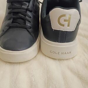 COLE HAAN Grand 360 Black Leather Women's Sneaker Size 7B